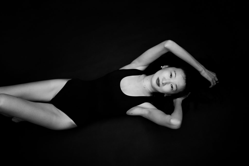 Book photo femme en studio à Nantes